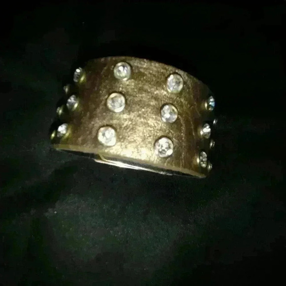 Statement Gold Turnlock Rhinestone Cuff - Picture 10 of 10